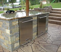 Outdoor Kitchens and Fireplaces