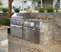 Outdoor Kitchens and Fireplaces