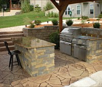 Outdoor Kitchens and Fireplaces